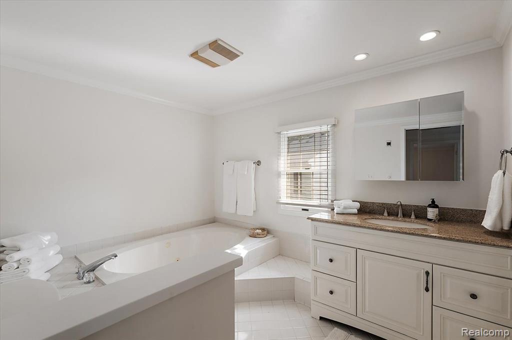 428 George Street, Birmingham, MI 48009 — Photo 23