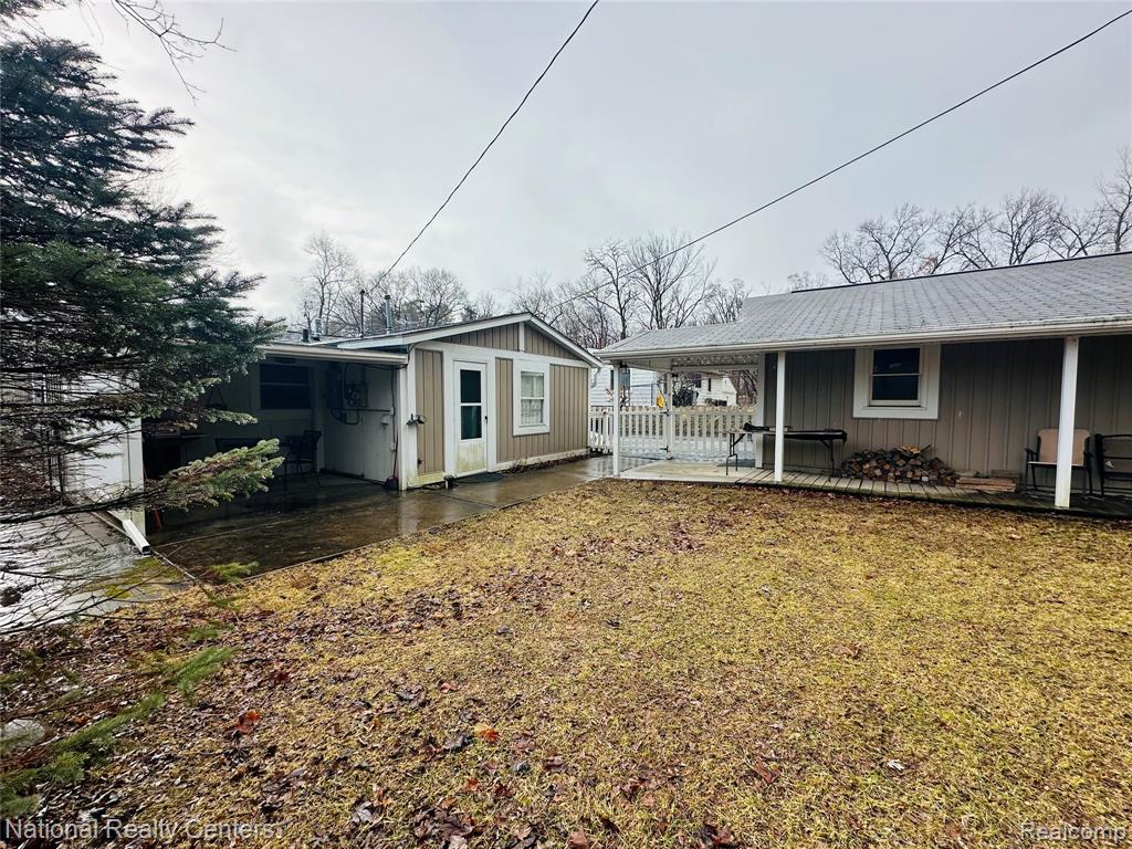 10461 9 Mile Road, Whitmore Lake, MI 48189 — Photo 26