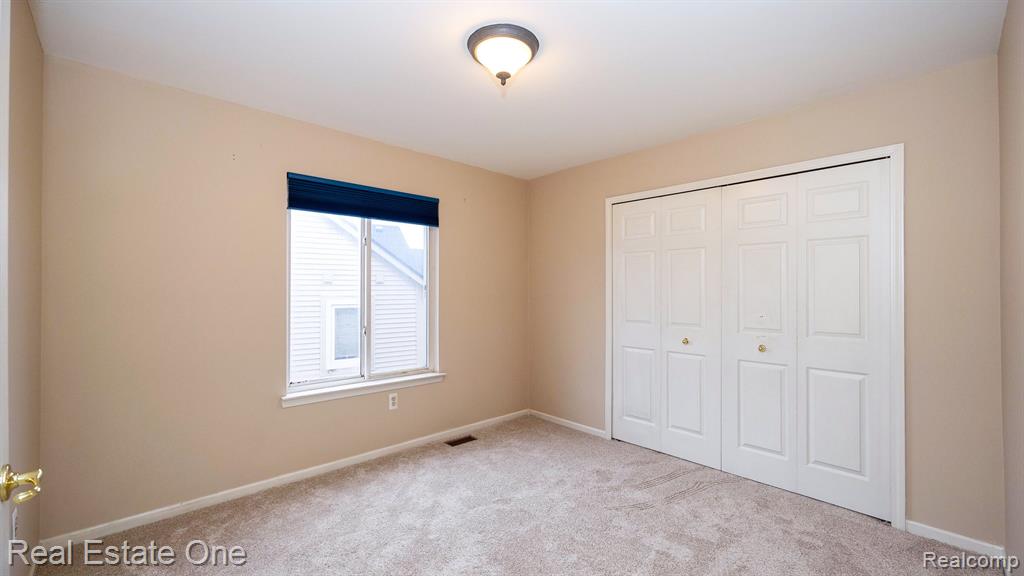 17041 ALGONQUIN Drive, Northville, MI 48168 — Photo 54