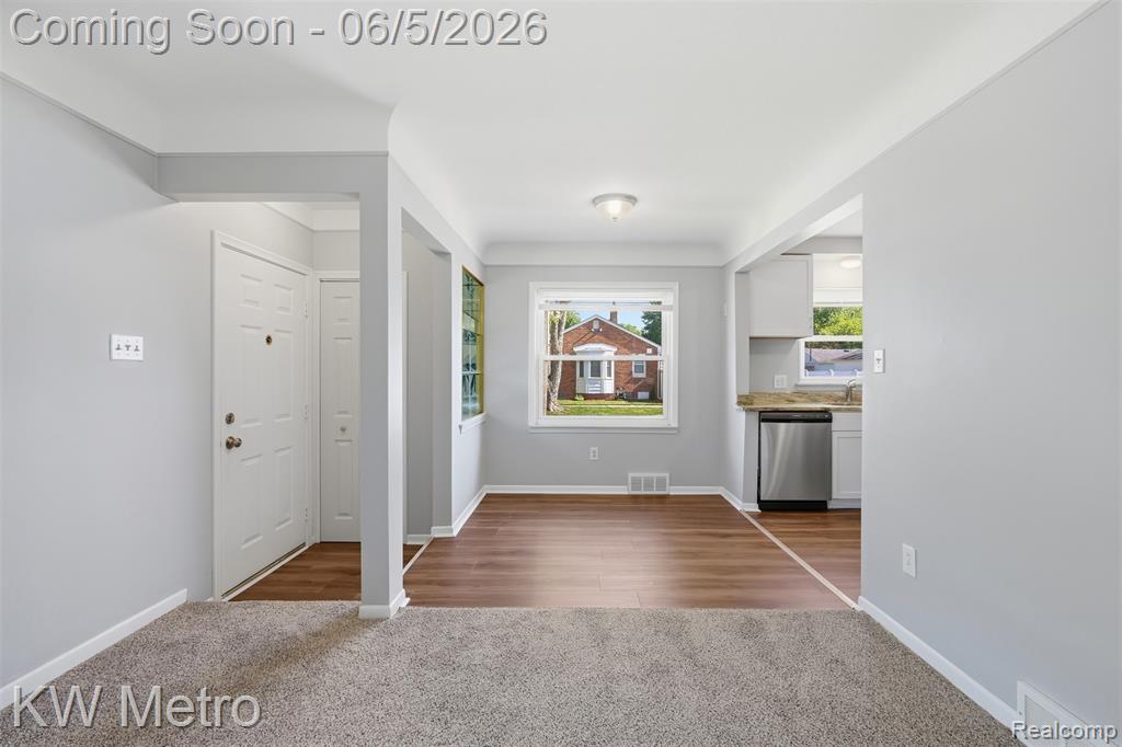 9662 Berwyn, Redford, MI 48239 — Photo 6