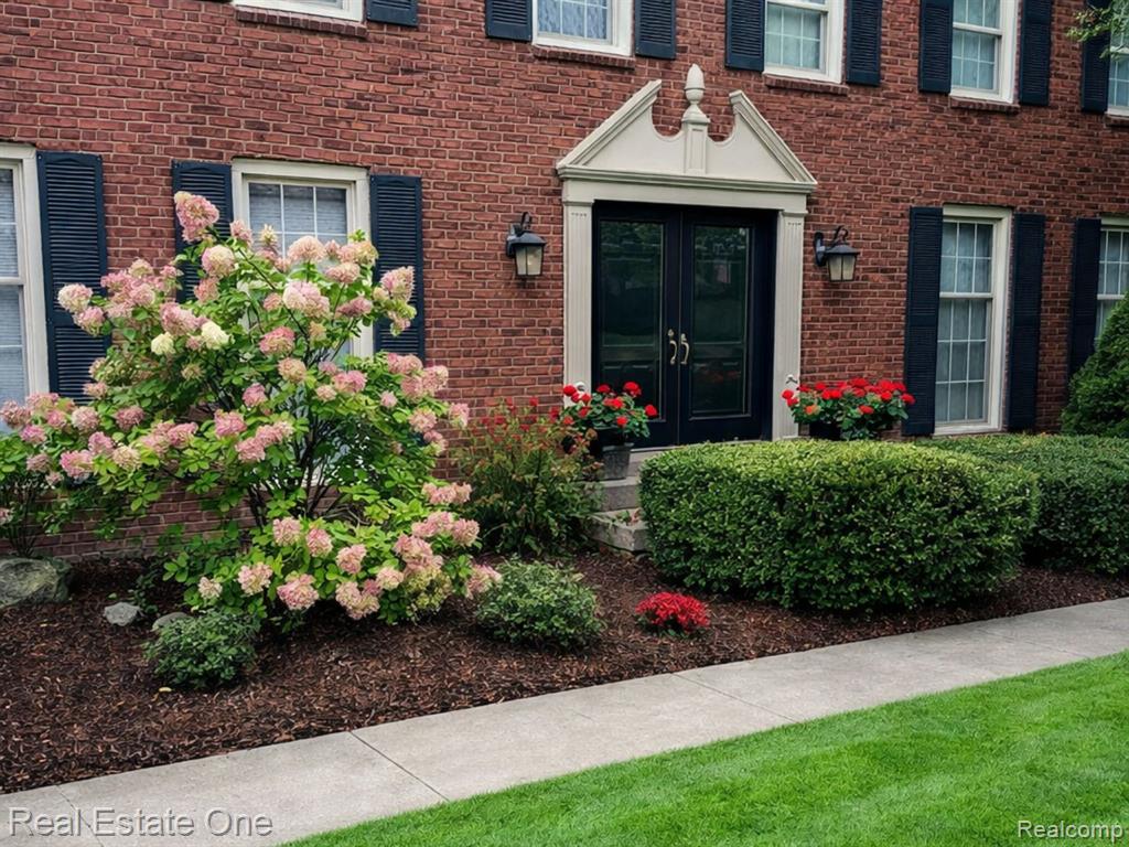 4150 Saddle Lane, West Bloomfield, MI — Photo 30