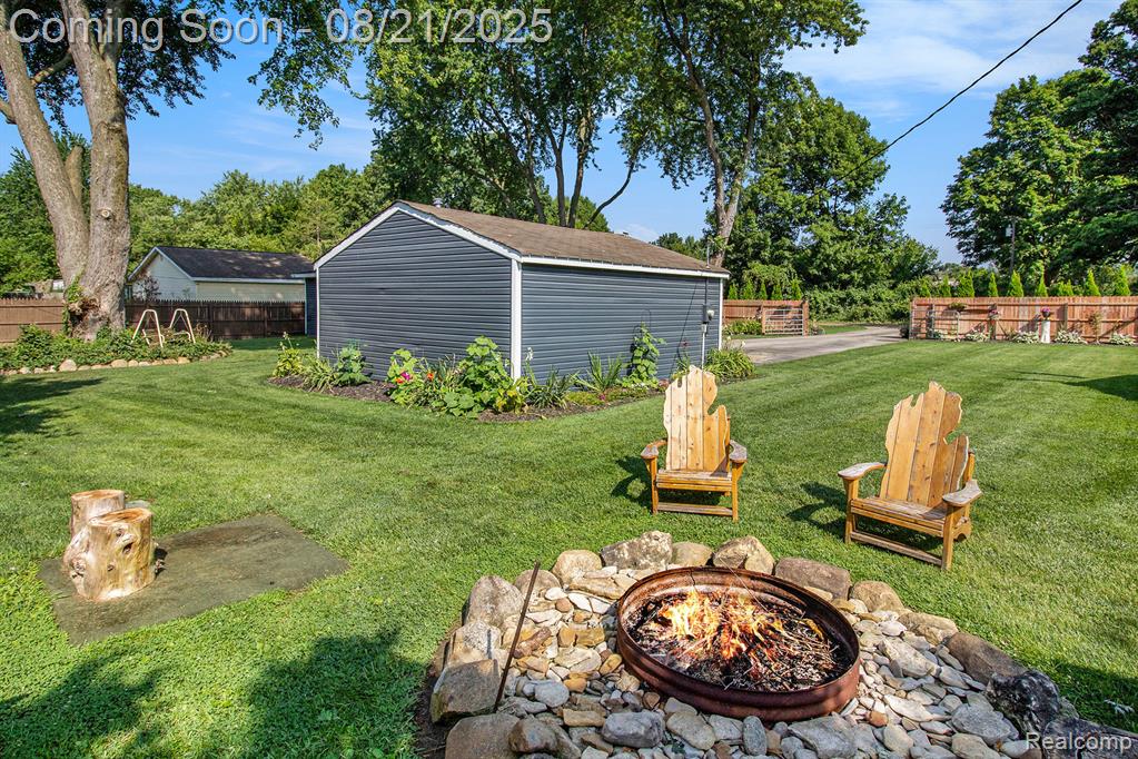 9301 Big Lake Road, Clarkston, MI — Photo 15