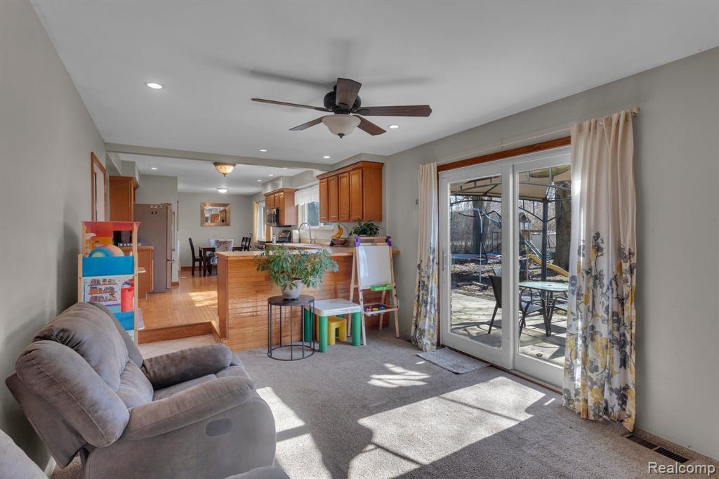 54050 ATHERTON Street, New Baltimore, MI 48047 — Photo 9