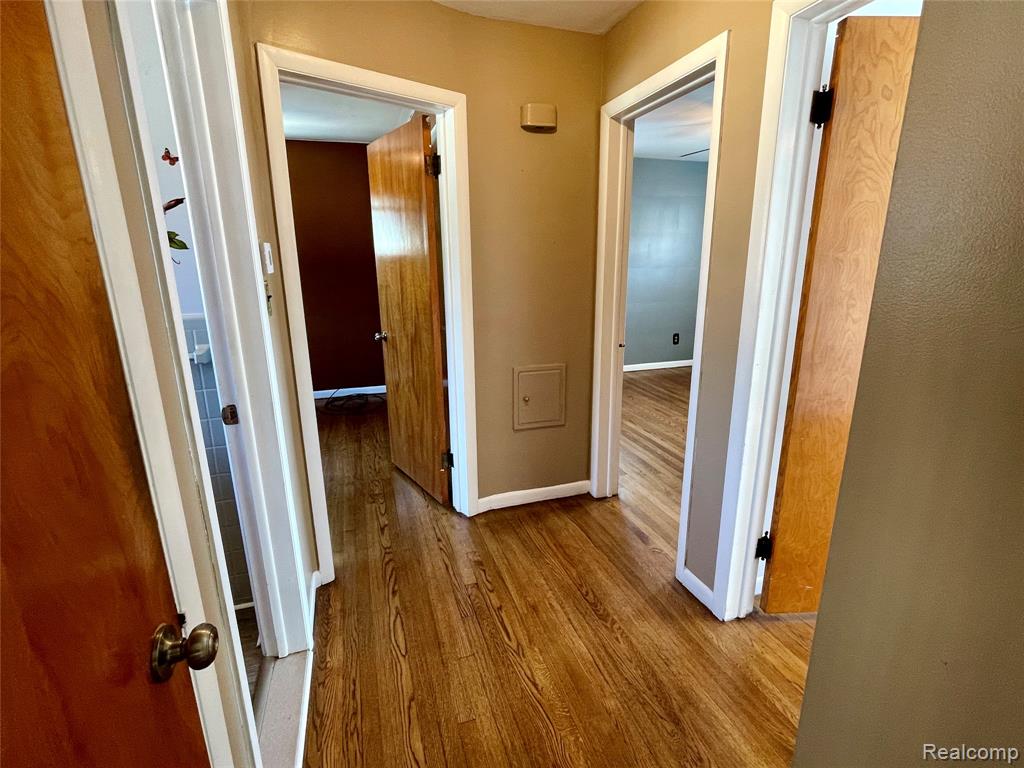 9964 Fox Avenue, Allen Park, MI 48101 — Photo 18