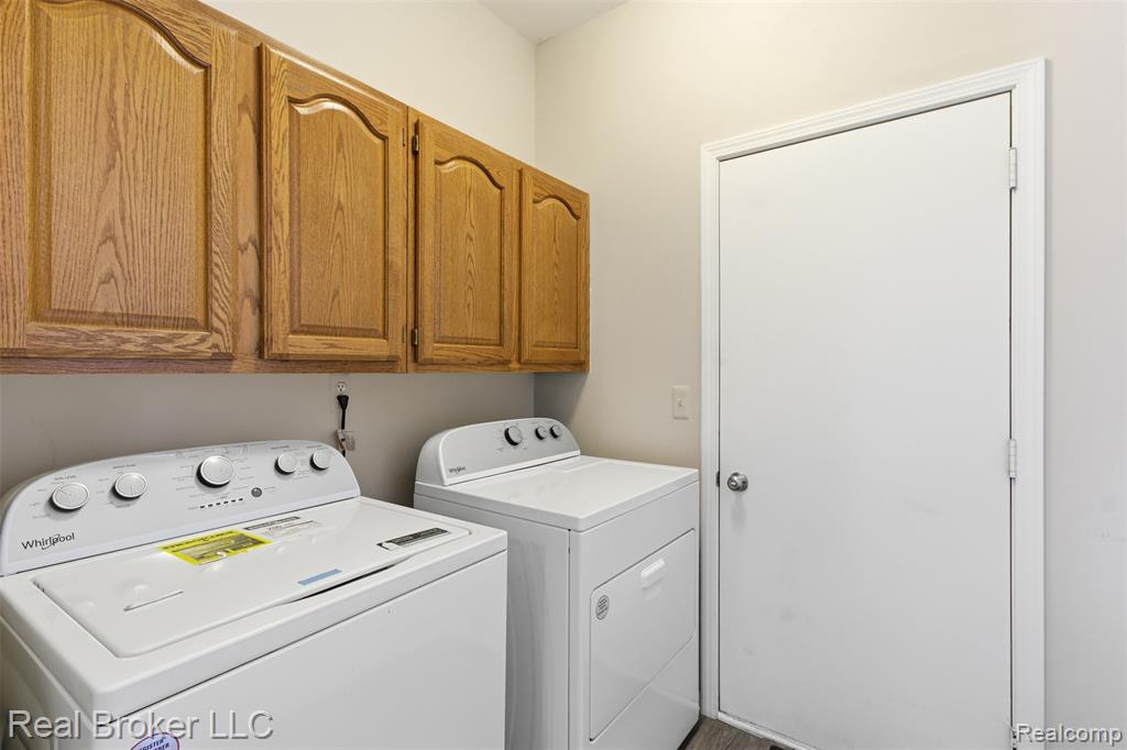 8152 Fox Hollow Road, Goodrich Vlg, MI — Photo 18