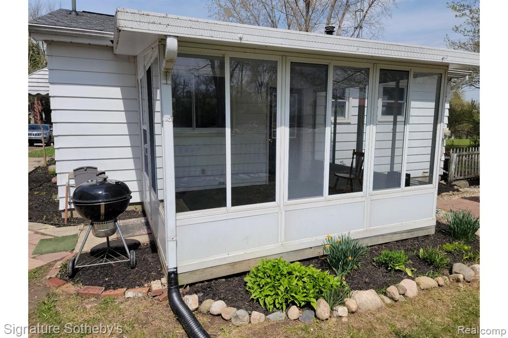 118 Daley Road, Lapeer, MI 48446 — Photo 16
