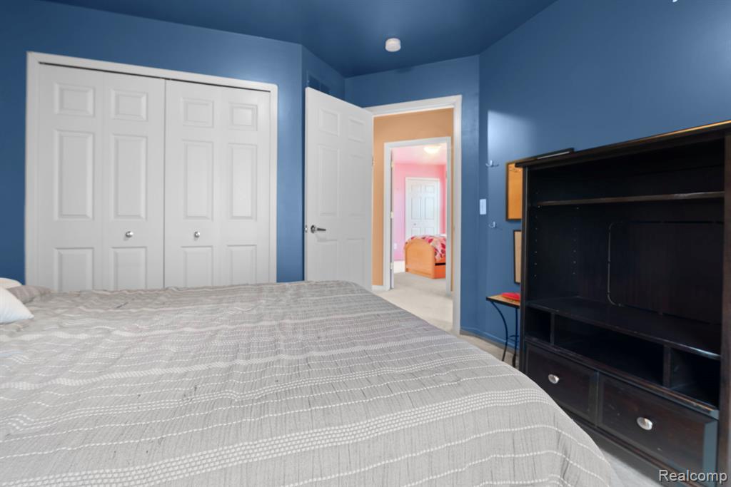 40700 Kingsley Lane, Novi, MI 48377 — Photo 24