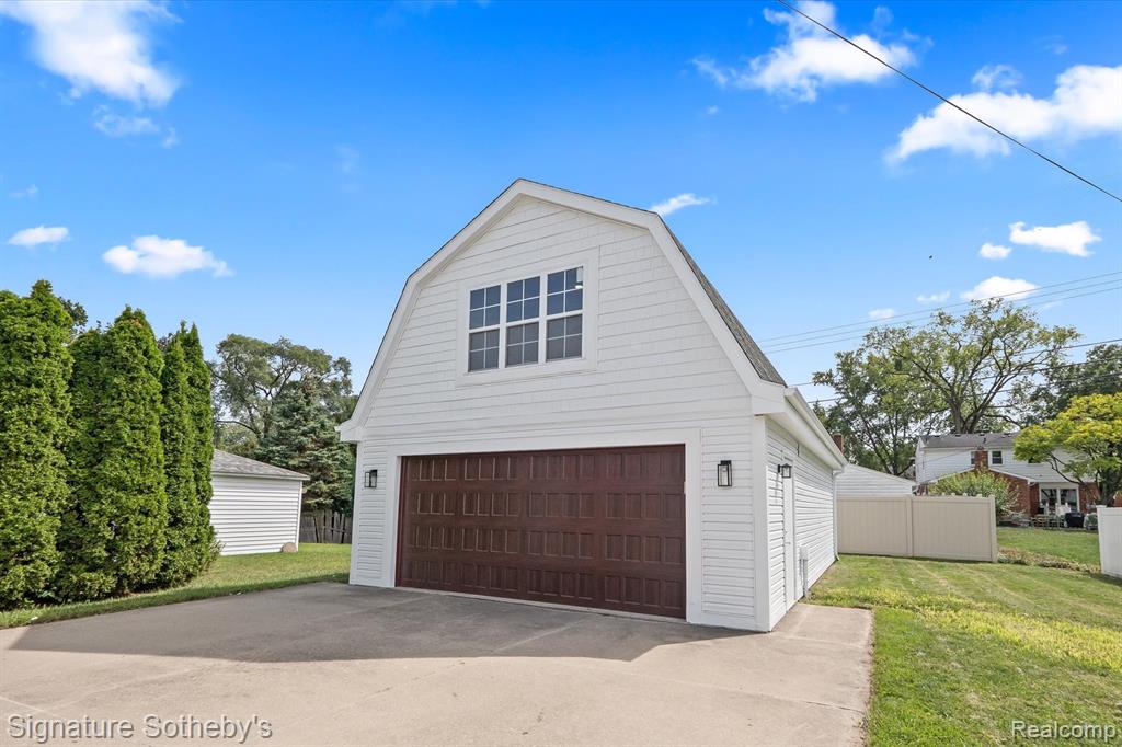 4235 Sheridan Drive, Royal Oak, MI 48073 — Photo 28