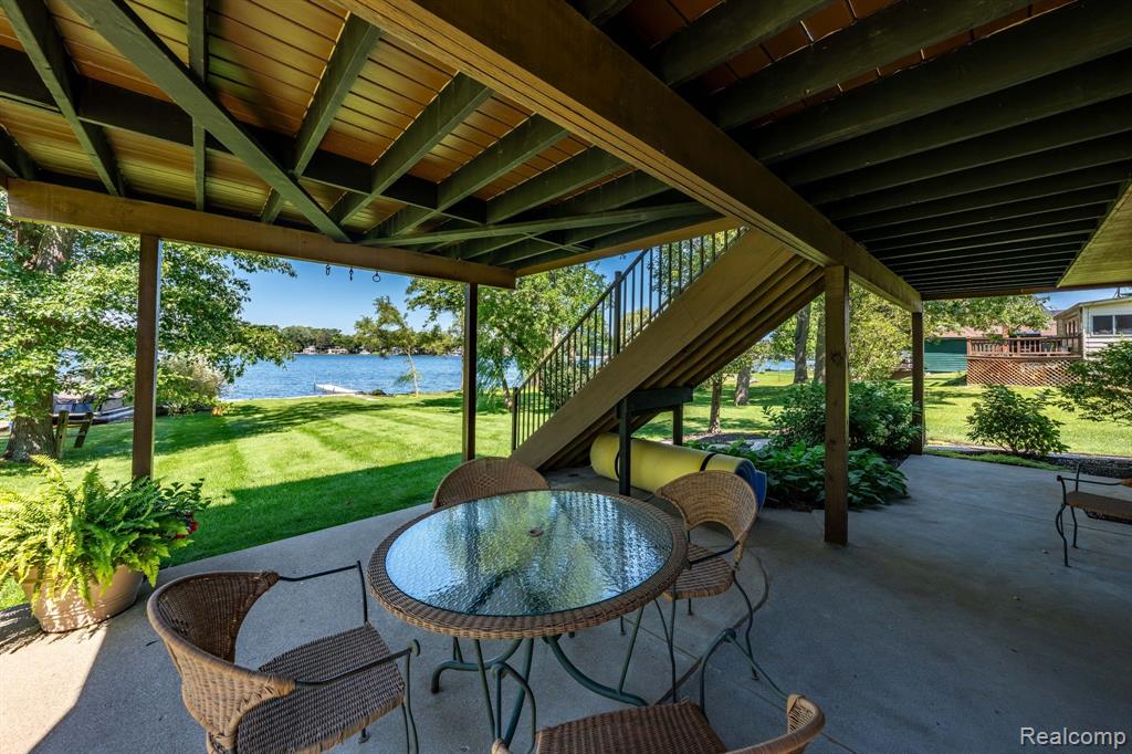 966 WOLVERINE Drive, Wolverine Lake, MI 48390 — Photo 26