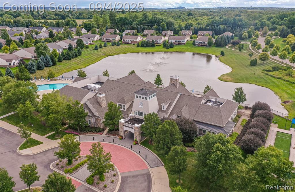 6264 Muirfield Drive, Grand Blanc, MI 48439 — Photo 48