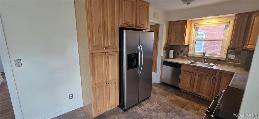 9623 Fairfield Street, Livonia, MI 48150 — Photo 22