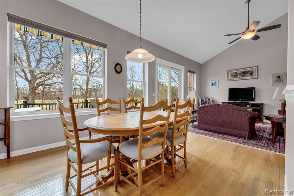 620 FAIRWAYS Lane, Chelsea, MI 48118 — Photo 5