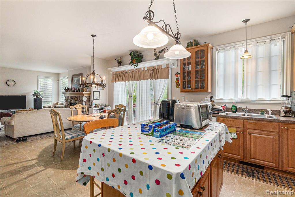 552 Turn Bull Street, Lapeer, MI 48446 — Photo 11