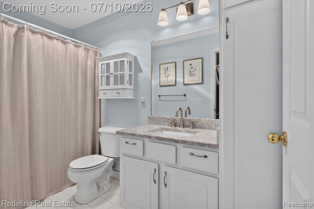 420 Boardwalk Drive, Walled Lake, MI 48390 — Photo 17