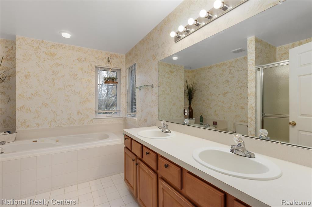 678 Joshua Drive, Highland, MI 48356 — Photo 19