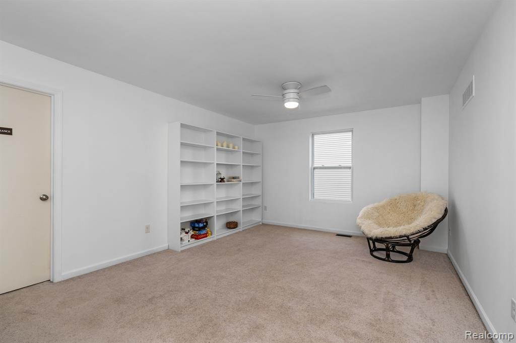 8415 Walnut Hill, Dexter, MI 48130 — Photo 25