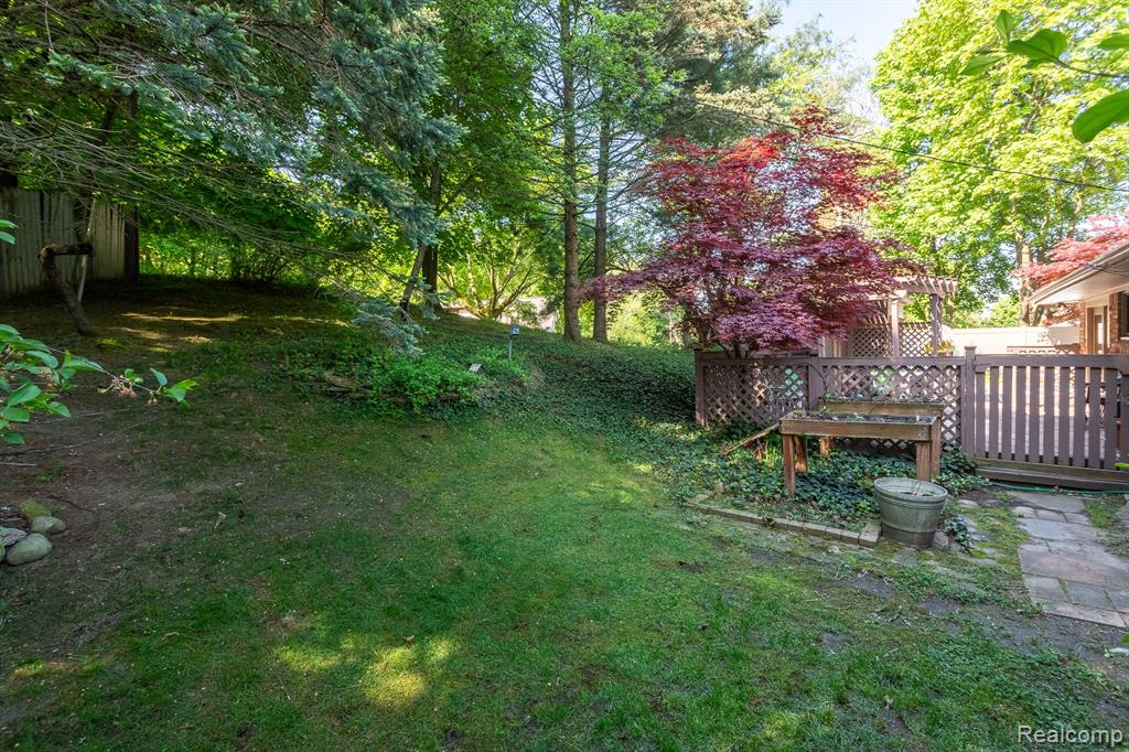 4371 Waverly Drive, Waterford, MI 48329 — Photo 23