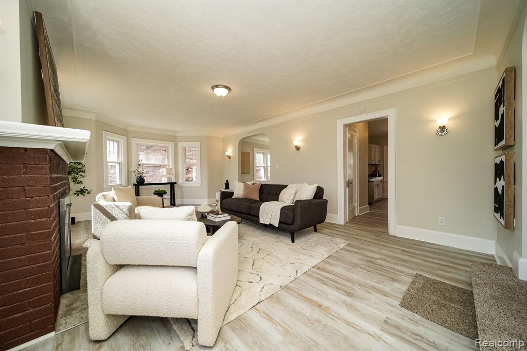 11399 Seminole, Redford, MI 48239 — Photo 10