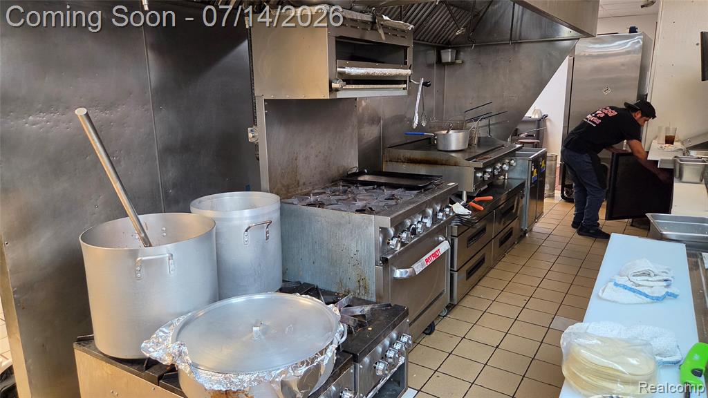 1140 S Monroe Street, Monroe, MI 48161 — Photo 24