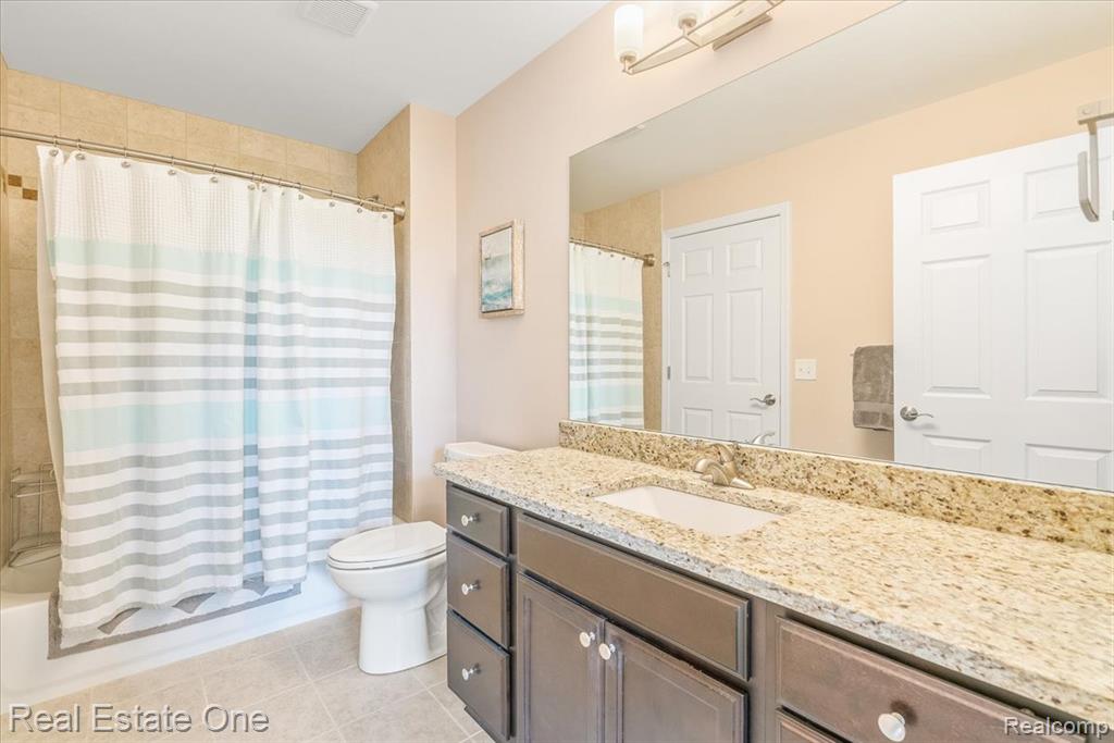 43543 Abbey Circle, Canton, MI 48187 — Photo 39