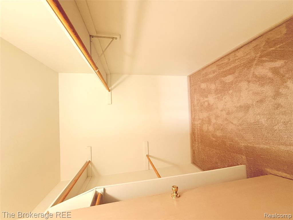 610 Perry Creek Drive, Grand Blanc, MI 48439 — Photo 19