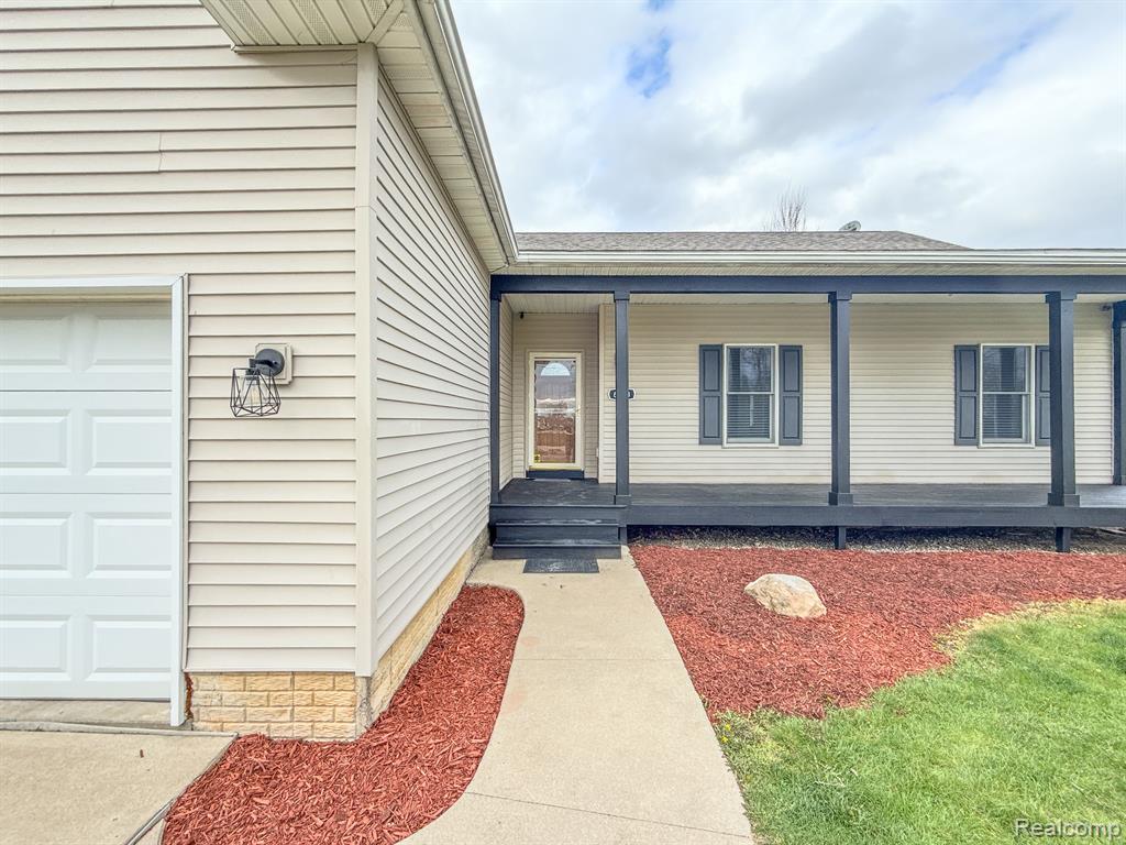 6310 MAPLE Avenue, Swartz Creek, MI 48473 — Photo 10