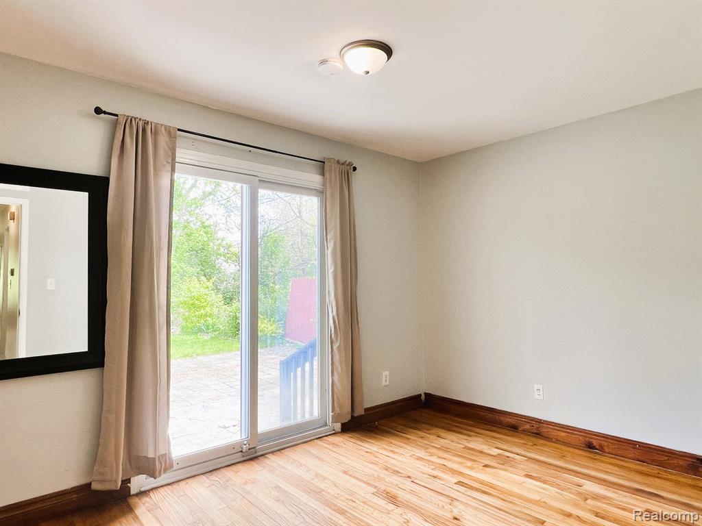 462 PEARSALL Avenue, Pontiac, MI 48341 — Photo 12