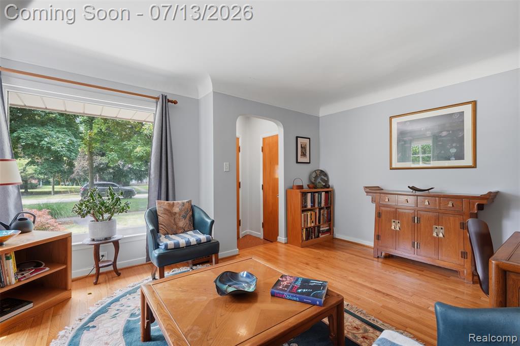 27704 California Drive NW, Lathrup Village, MI 48076 — Photo 7