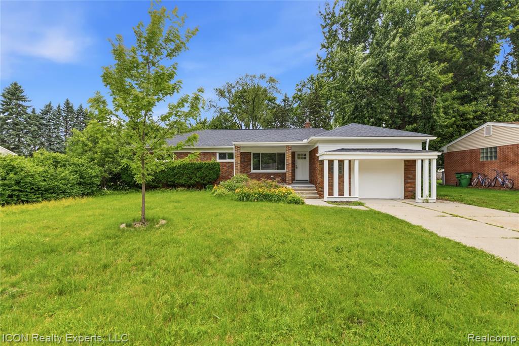 4901 Robert Street, Shelby Twp, MI 48316 — Photo 2