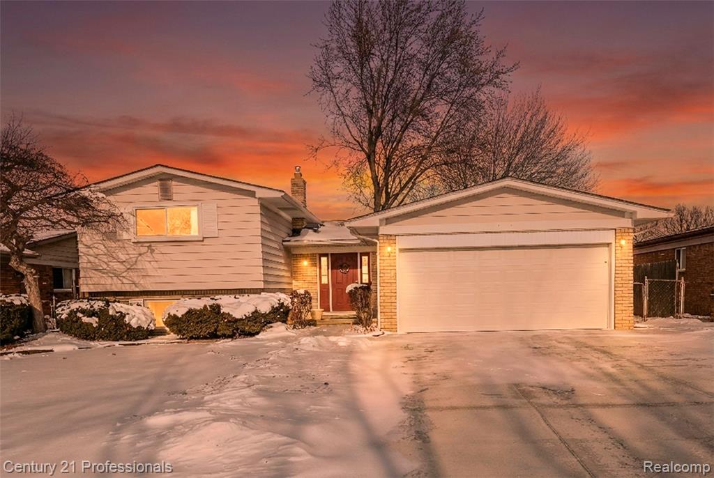 4939 Duchess Drive, Sterling Heights, MI 48310 — Photo 34