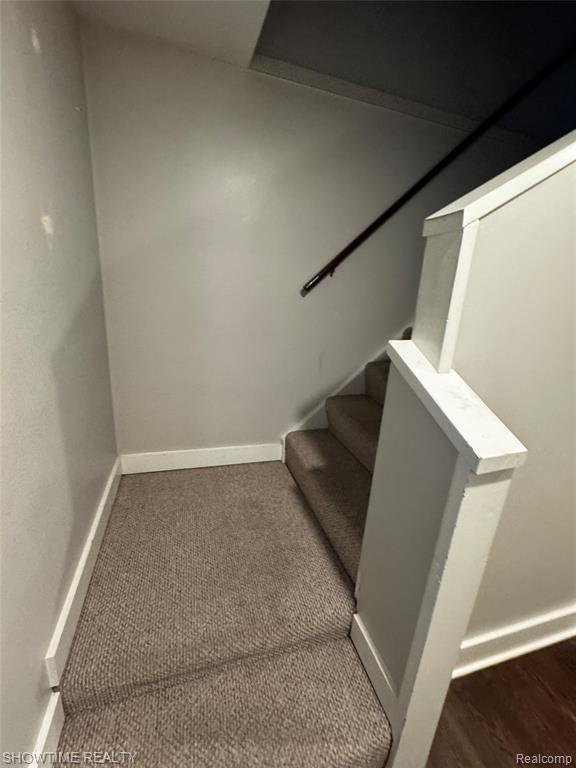 516 N Alexander Avenue, Royal Oak, MI 48067 — Photo 12