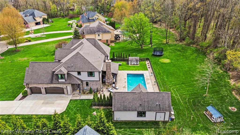 8135 Pine Knob Meadows Drive, Clarkston, MI 48348 — Photo 61