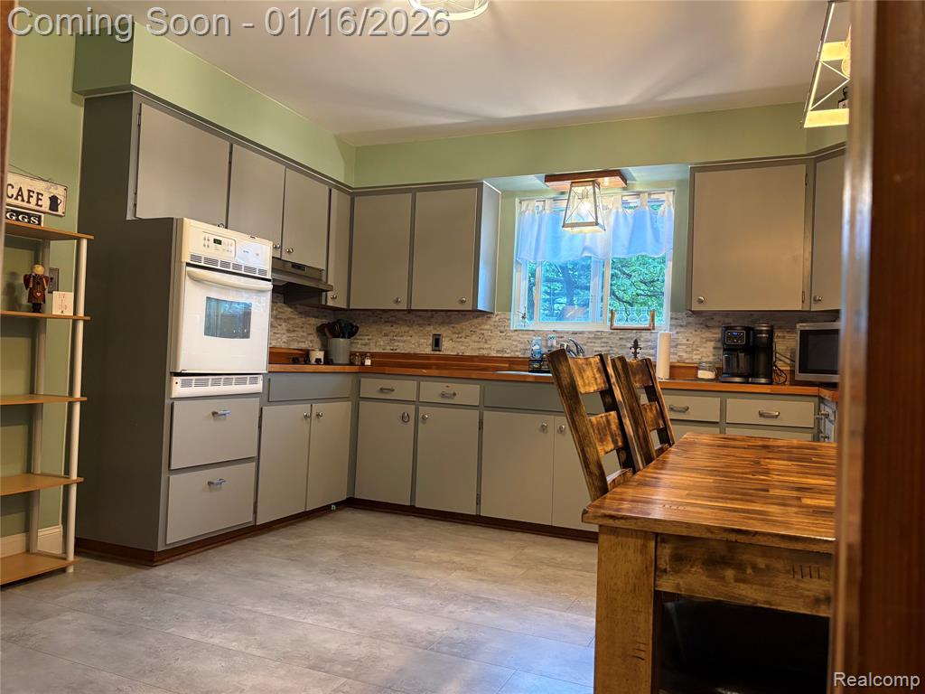 27972 Waltz Road, New Boston, MI 48164 — Photo 13