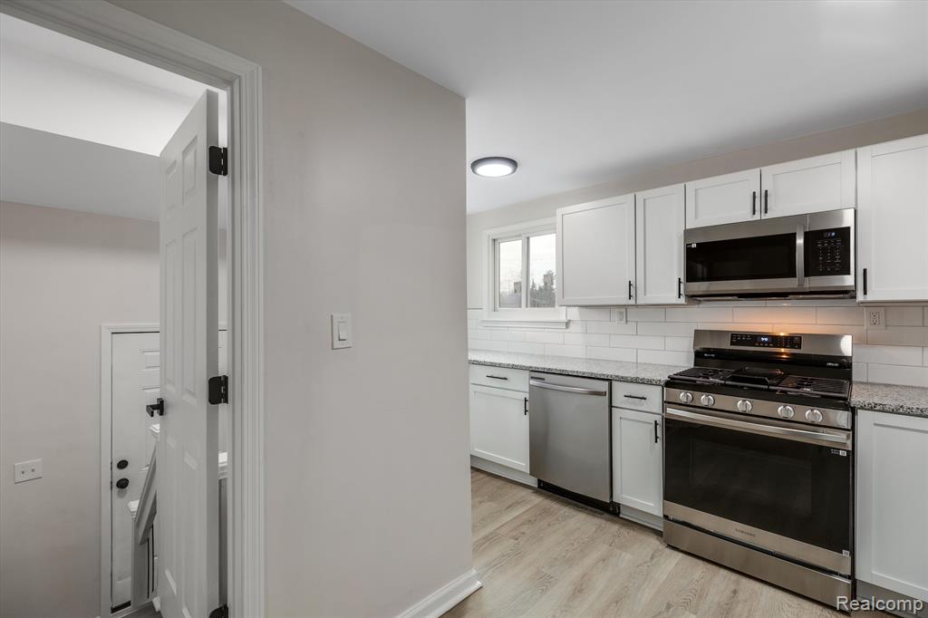 50 E NEVADA Street, Highland Park, MI 48203 — Photo 9