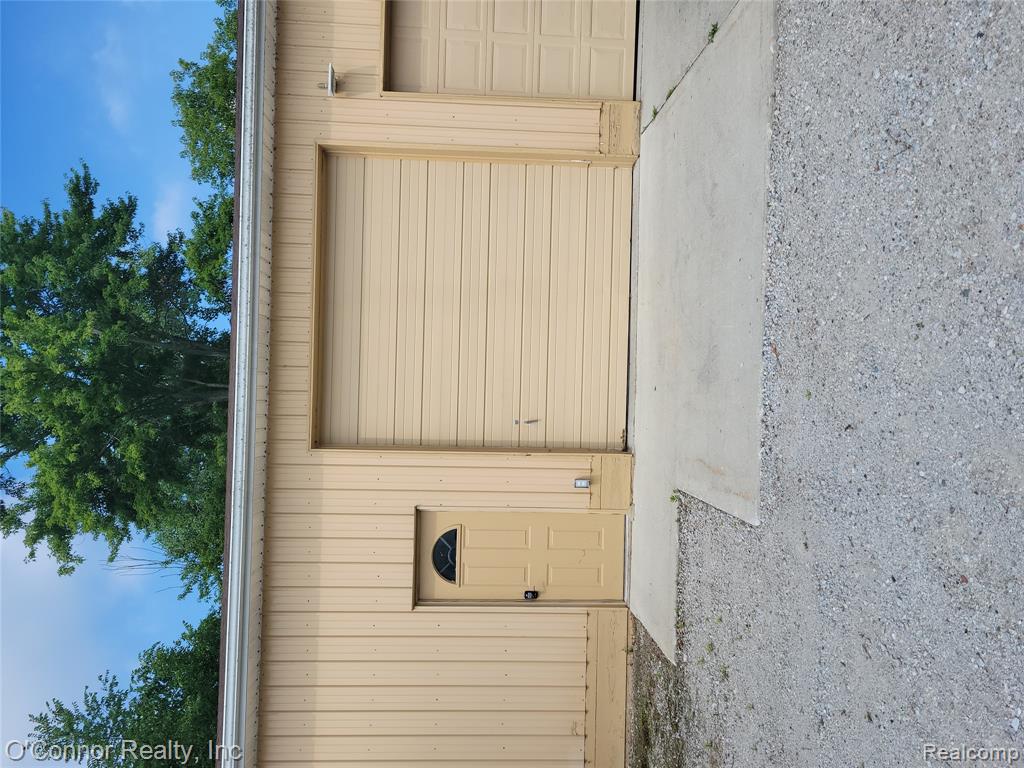 5506 Gratiot Avenue, St. Clair, MI 48079 — Photo 14