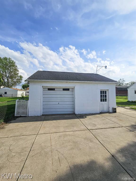 4010 Stolzenfeld Avenue, Warren, MI 48091 — Photo 21