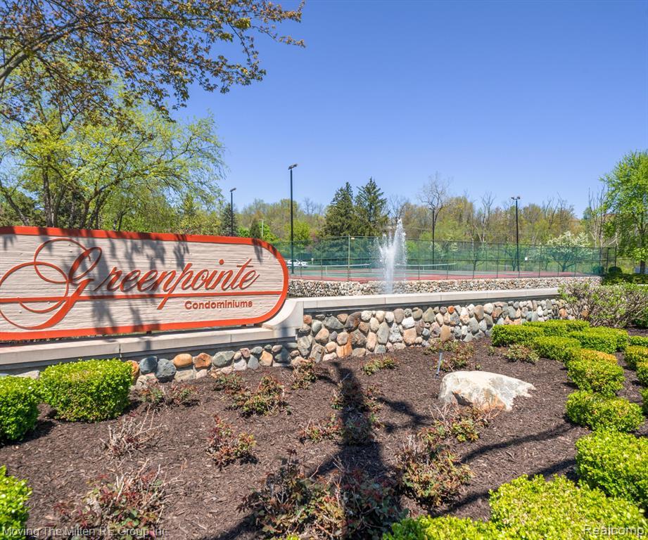 7127 Danbrooke Court, West Bloomfield, MI, 00000