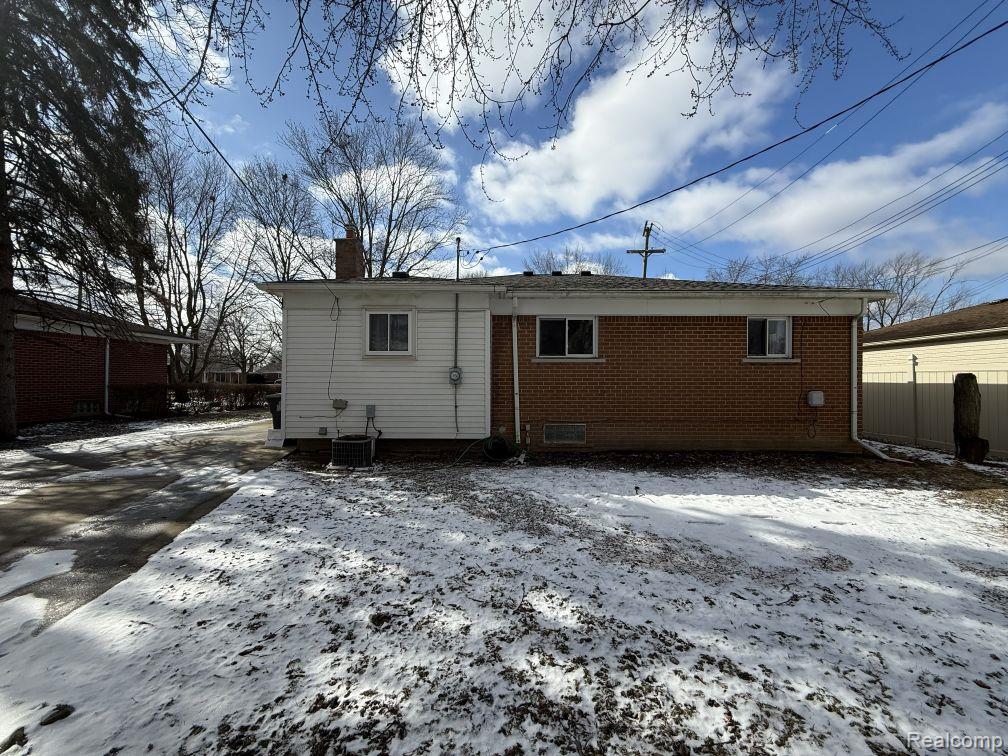 8411 Monroe Boulevard, Taylor, MI 48180 — Photo 3
