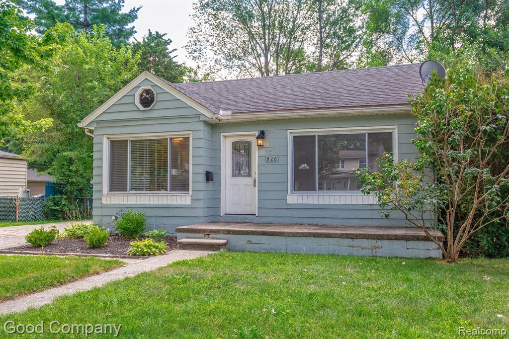 926 MILLARD Avenue, Royal Oak, MI 48073 — Photo 34