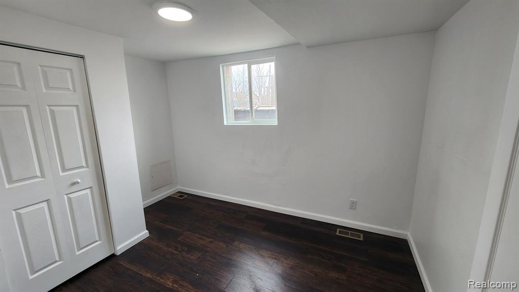 8529 W VERNOR, Detroit, MI 48209 — Photo 9