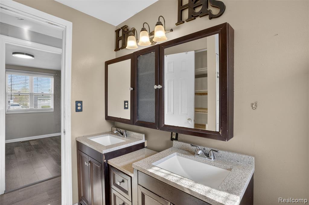 6169 Neff Road, Mount Morris, MI 48458 — Photo 15