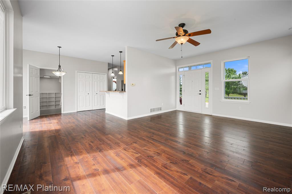 6327 Saint Charles Pass, Swartz Creek, MI 48473 — Photo 12