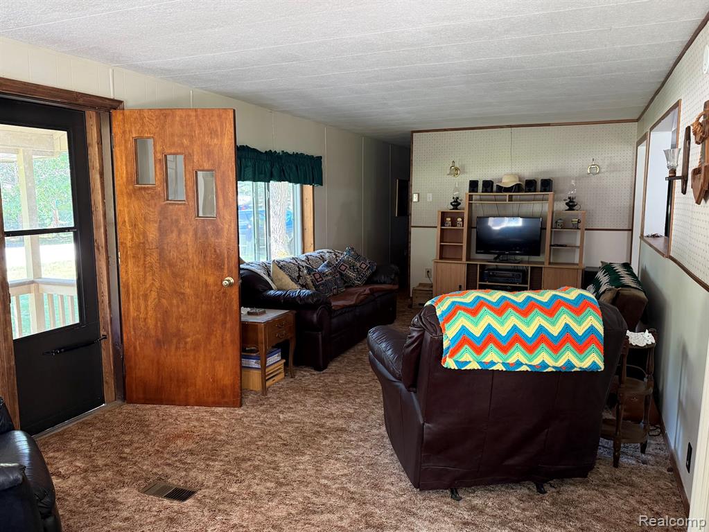 5680 Oakridge Drive, Caseville, MI 48725 — Photo 17