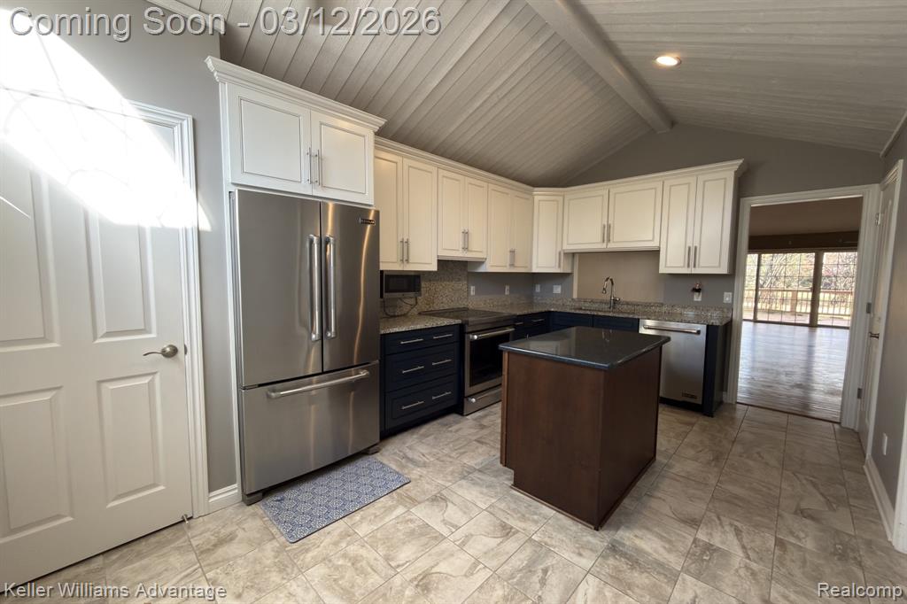 39472 Village Run Drive, Northville, MI 48168 — Photo 12