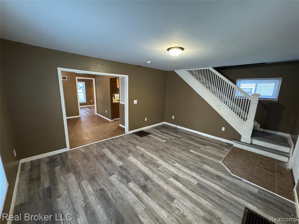86 Hamilton Street, Pontiac, MI 48342 — Photo 8