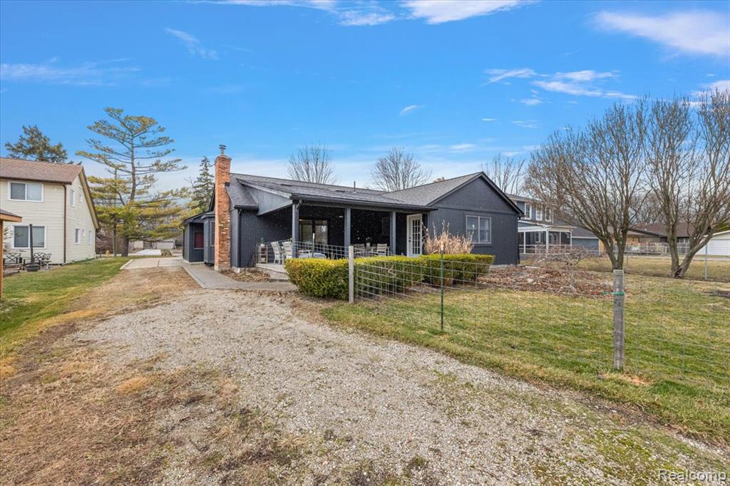 51604 Base Street, New Baltimore, MI 48047 — Photo 38