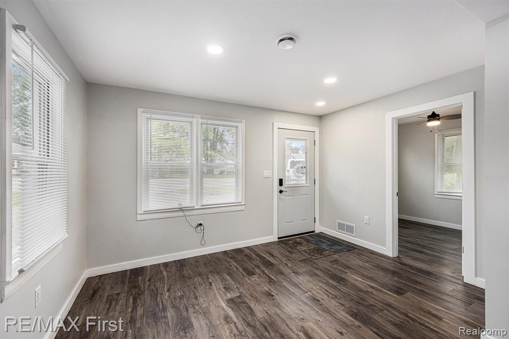 4807 Griswold, Kimball, MI — Photo 5