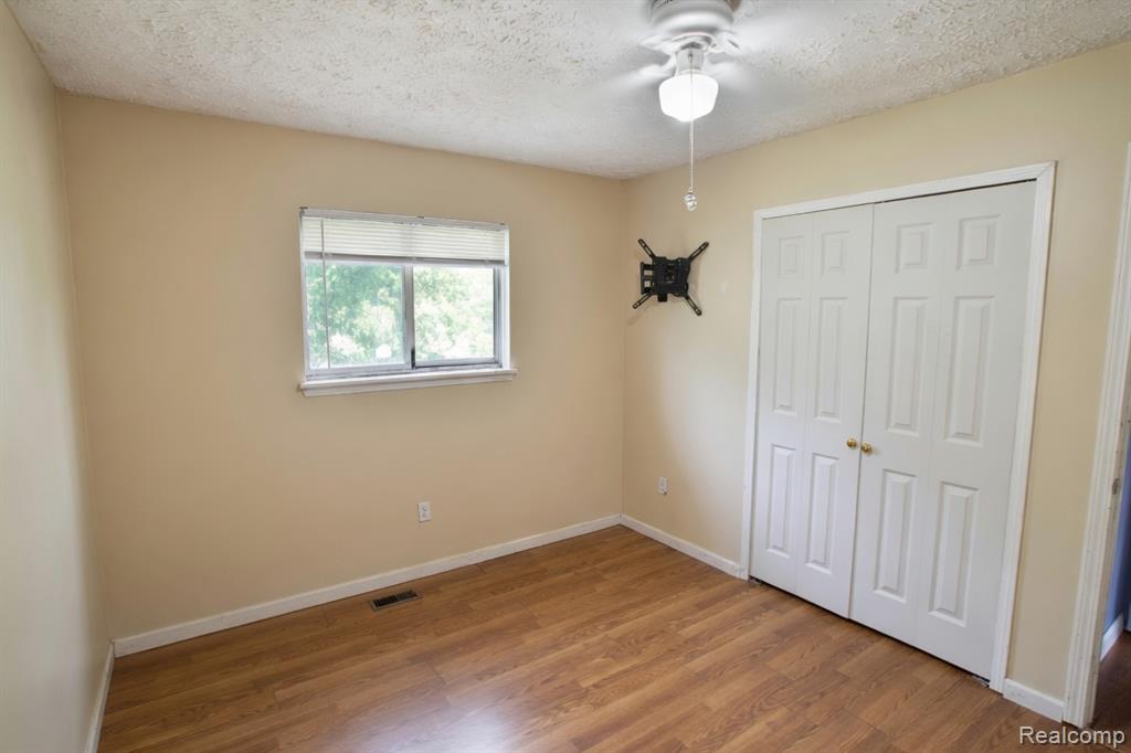 8040 Smith Road, Gaines Vlg, MI 48436 — Photo 28