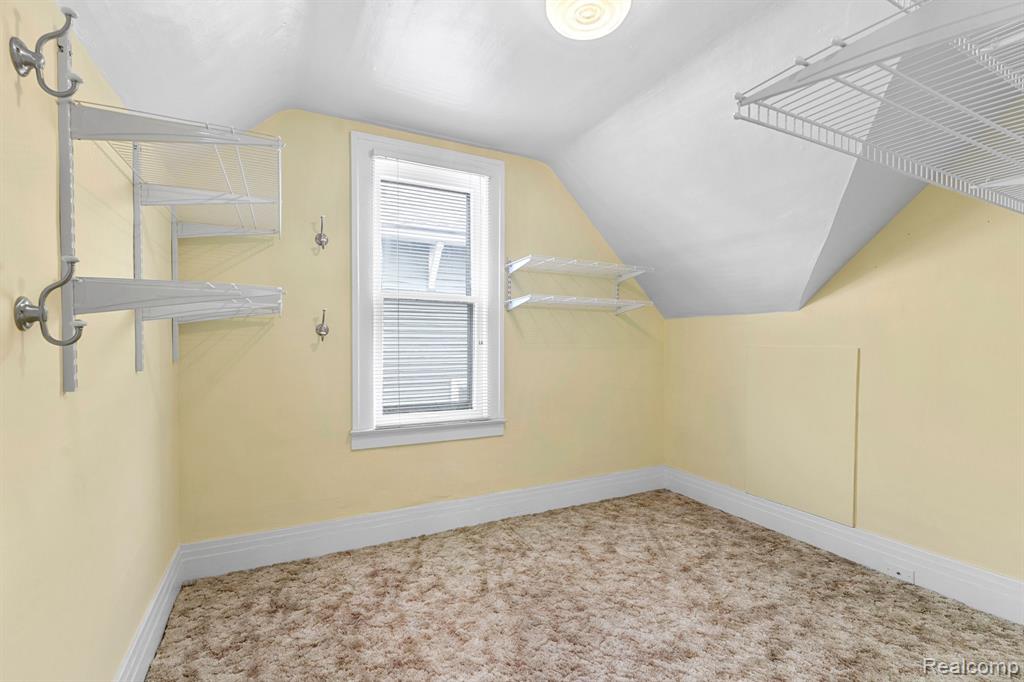 512 POPLAR Street, Wyandotte, MI 48192 — Photo 16