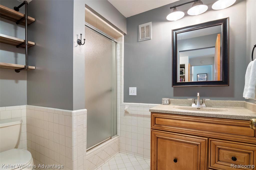 1802 Harvey Drive, Williamston, MI 48895 — Photo 19